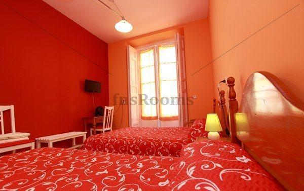 Hostal Rico Madrid Exteriör bild