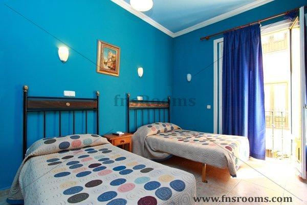 Hostal Rico Madrid Exteriör bild