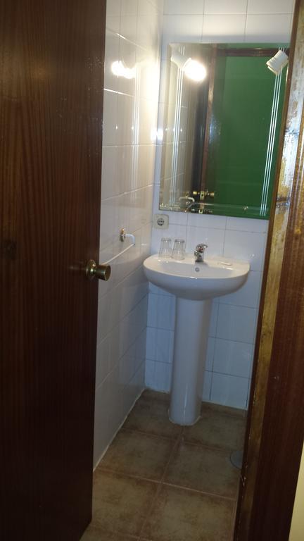 Hostal Rico Madrid Exteriör bild