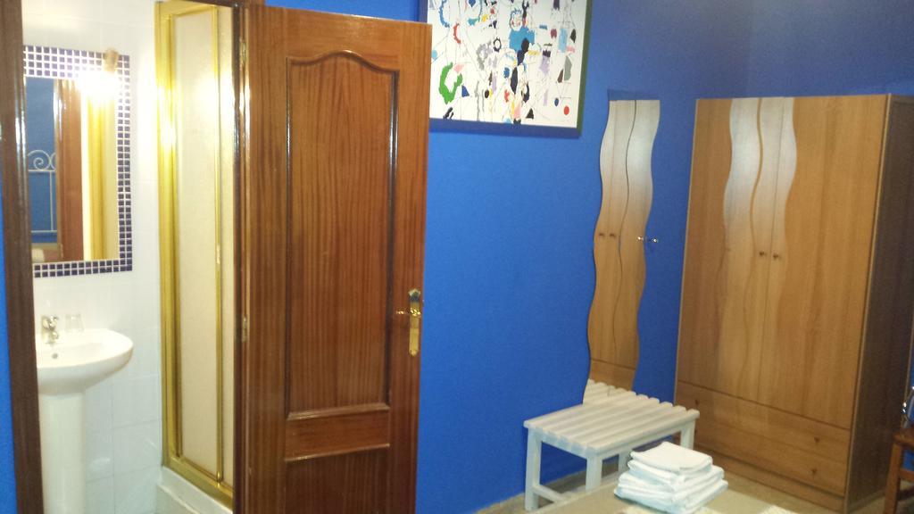 Hostal Rico Madrid Exteriör bild