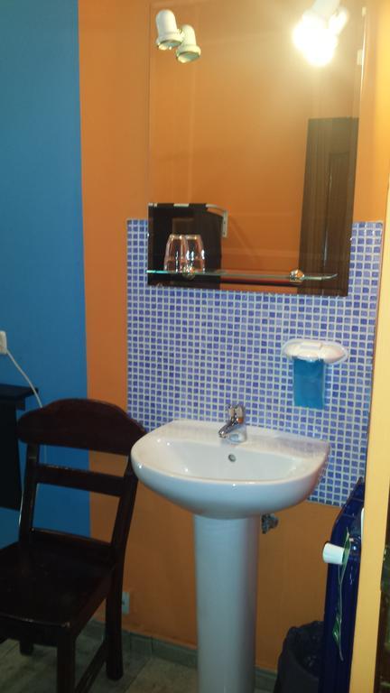 Hostal Rico Madrid Exteriör bild